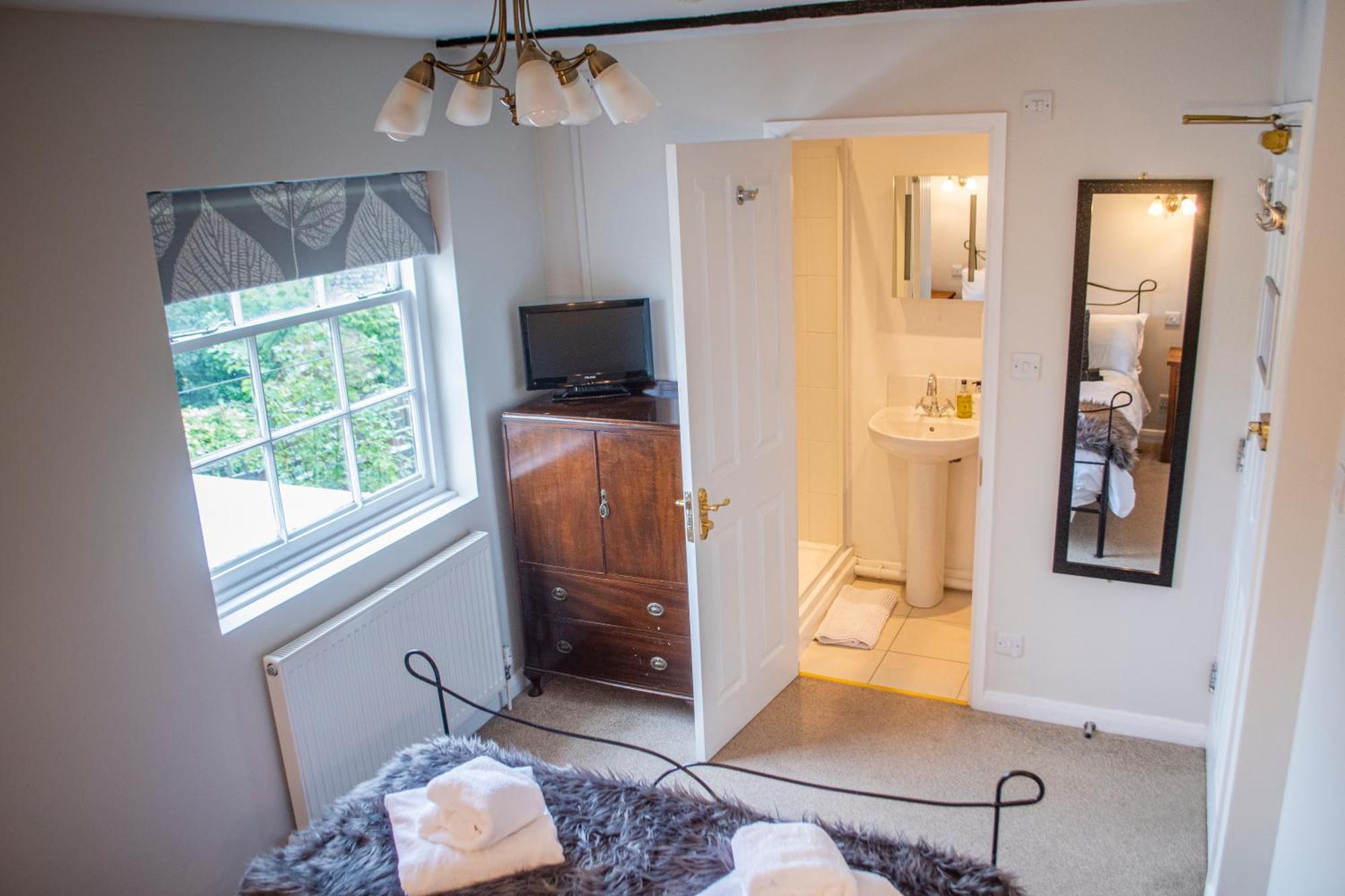 Inn Five Bells Wickham 4*